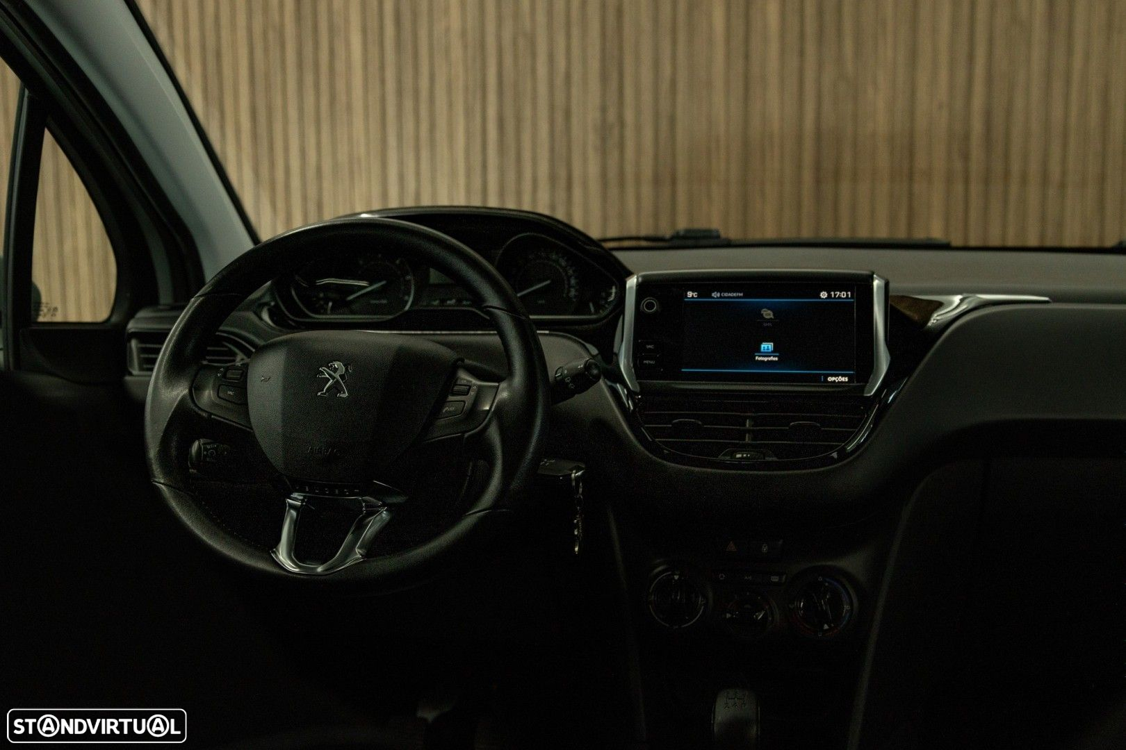 Peugeot 208 1.6 BlueHDi Style - 13