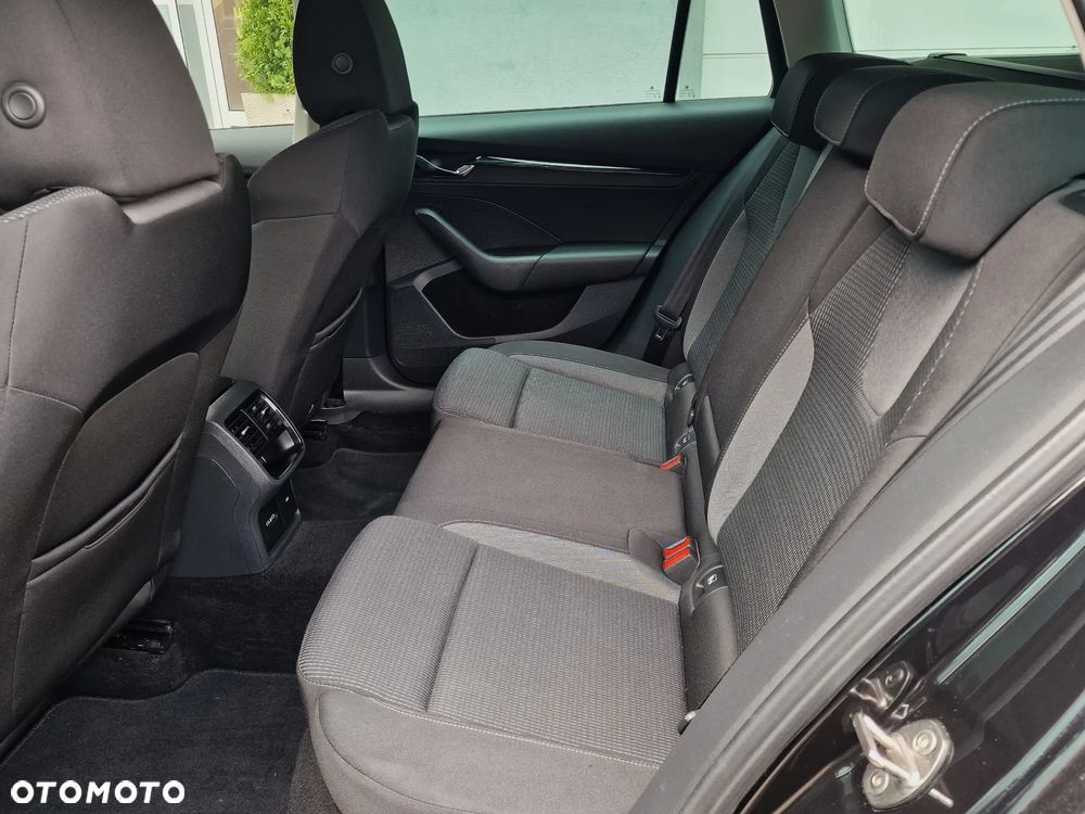 Skoda Octavia 2.0 TDI Tour - 20
