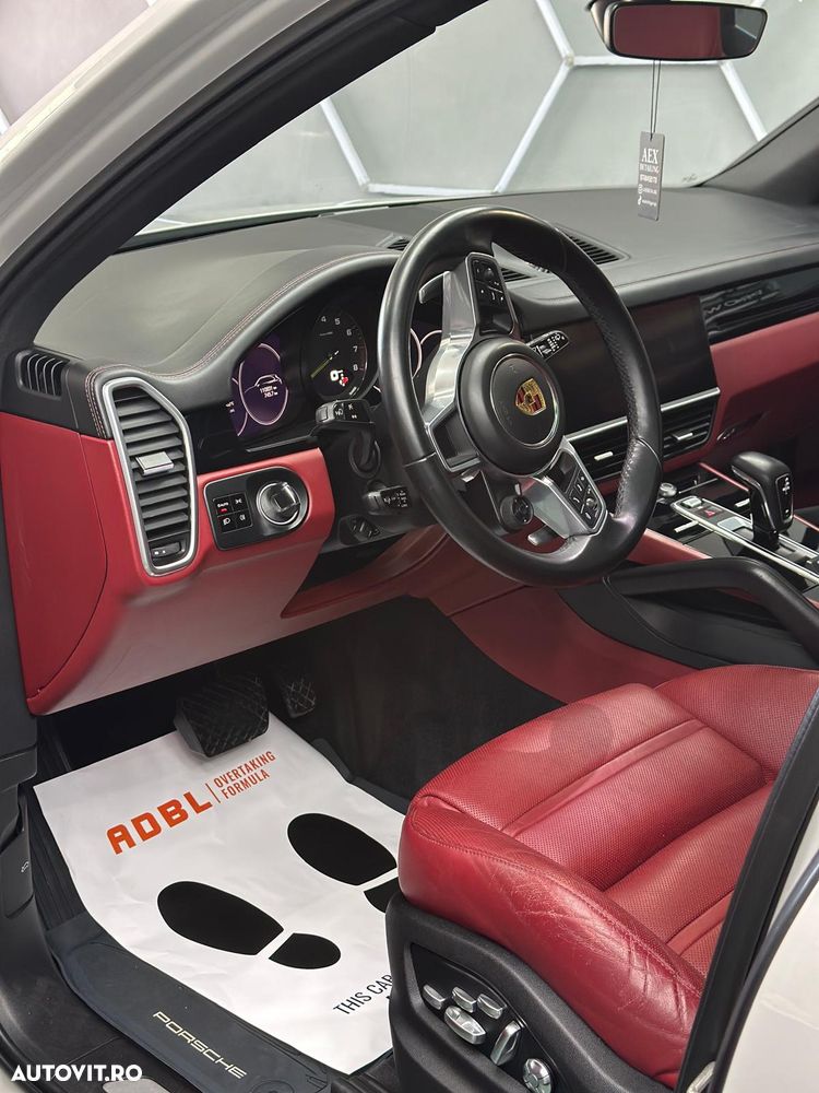 Porsche Cayenne - 3
