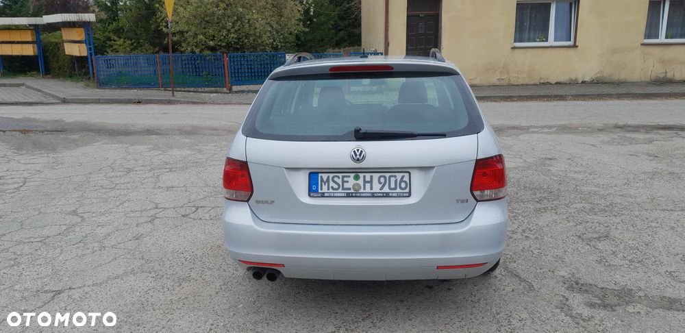 Volkswagen Golf - 4