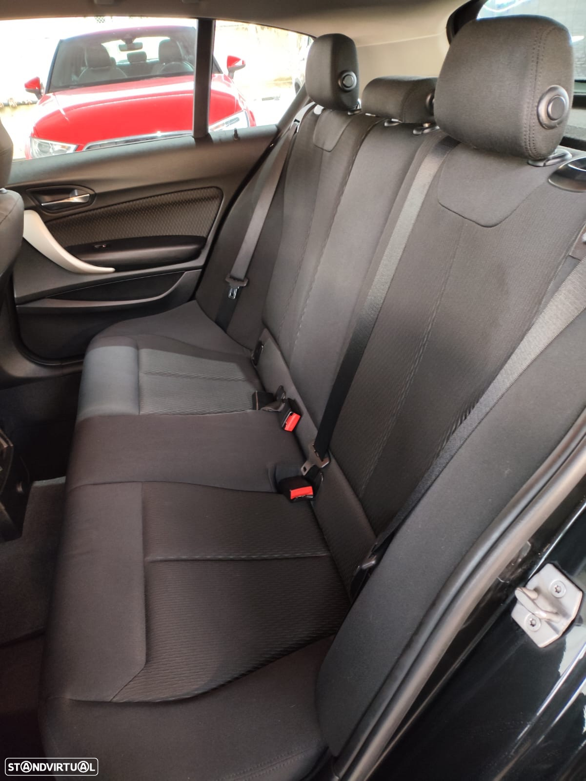 BMW 116 d EfficientDynamics Edition - 42