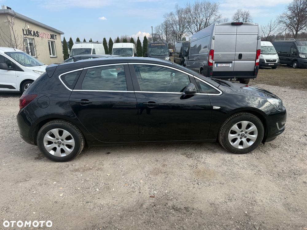 Opel Astra 1.7 CDTI DPF Cosmo - 7