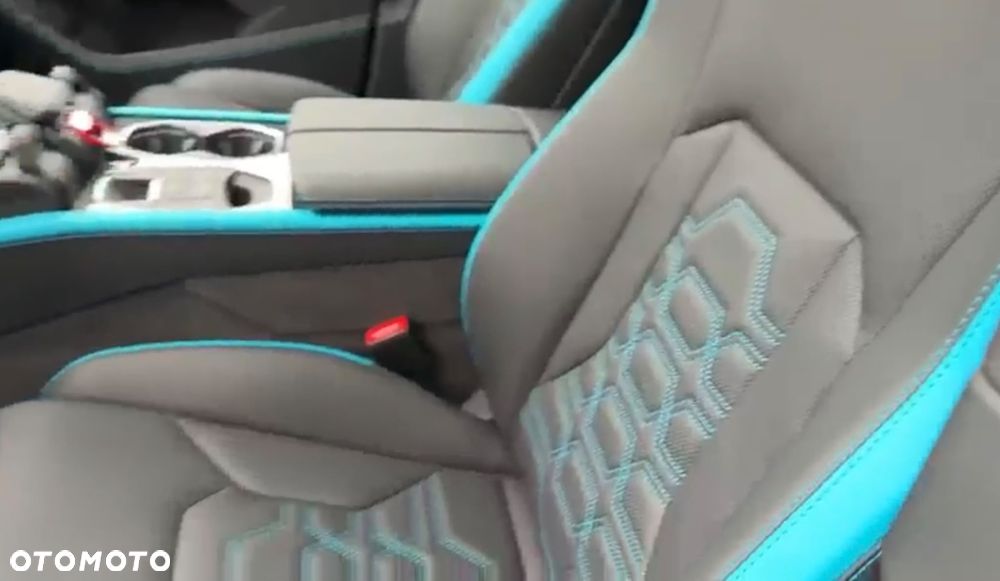 Lamborghini Urus - 11
