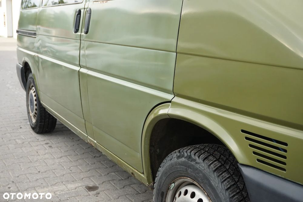 Volkswagen Transporter - 4