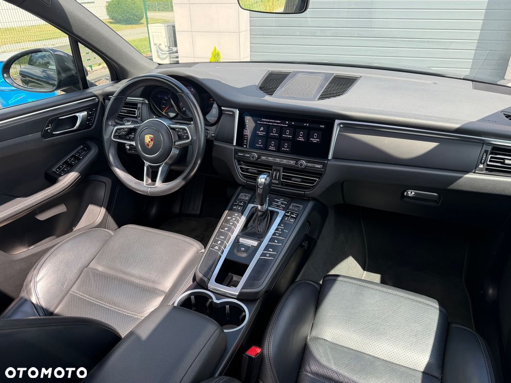 Porsche Macan - 10