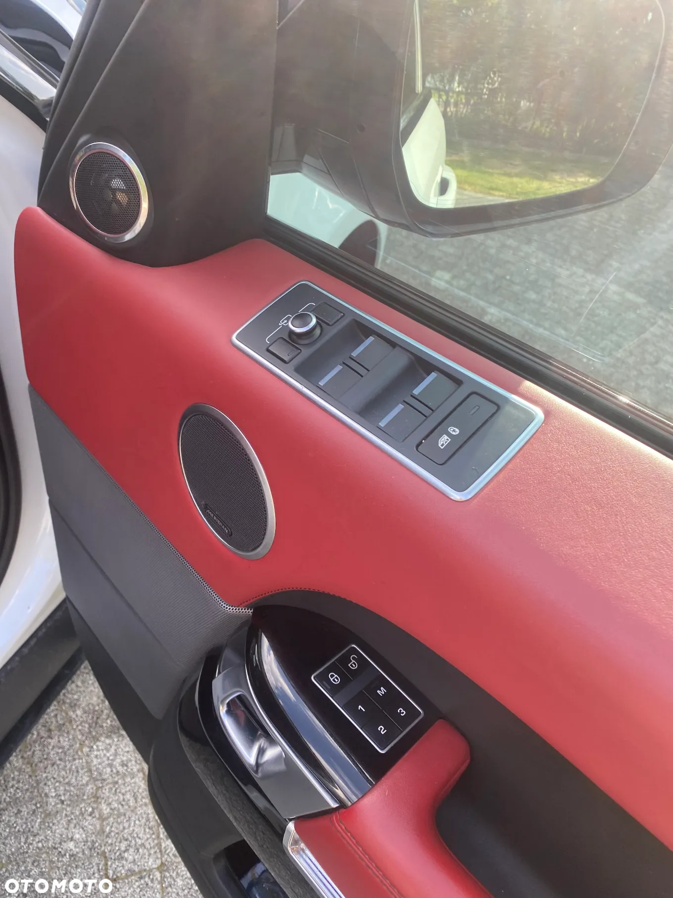 Land Rover Range Rover Sport - 15