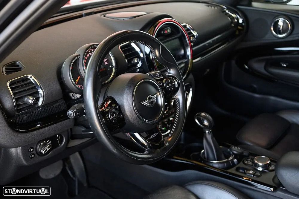 MINI Clubman Cooper D Classic Auto - 26