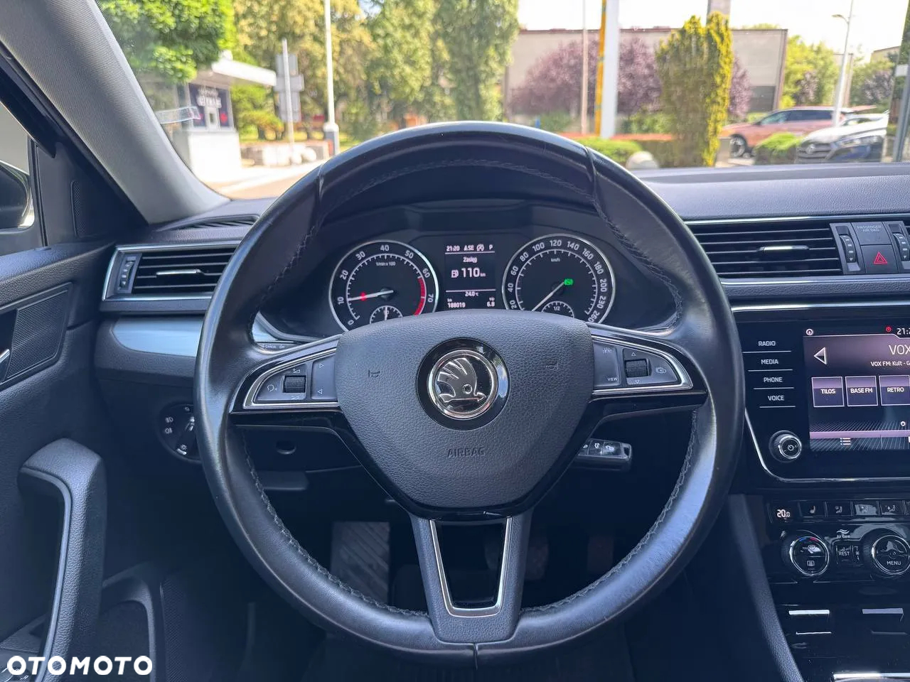 Skoda Superb 1.5 TSI ACT Style DSG - 8