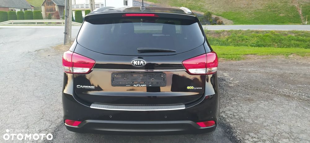 Kia Carens 1.6 GDI Dream Team Edition - 6
