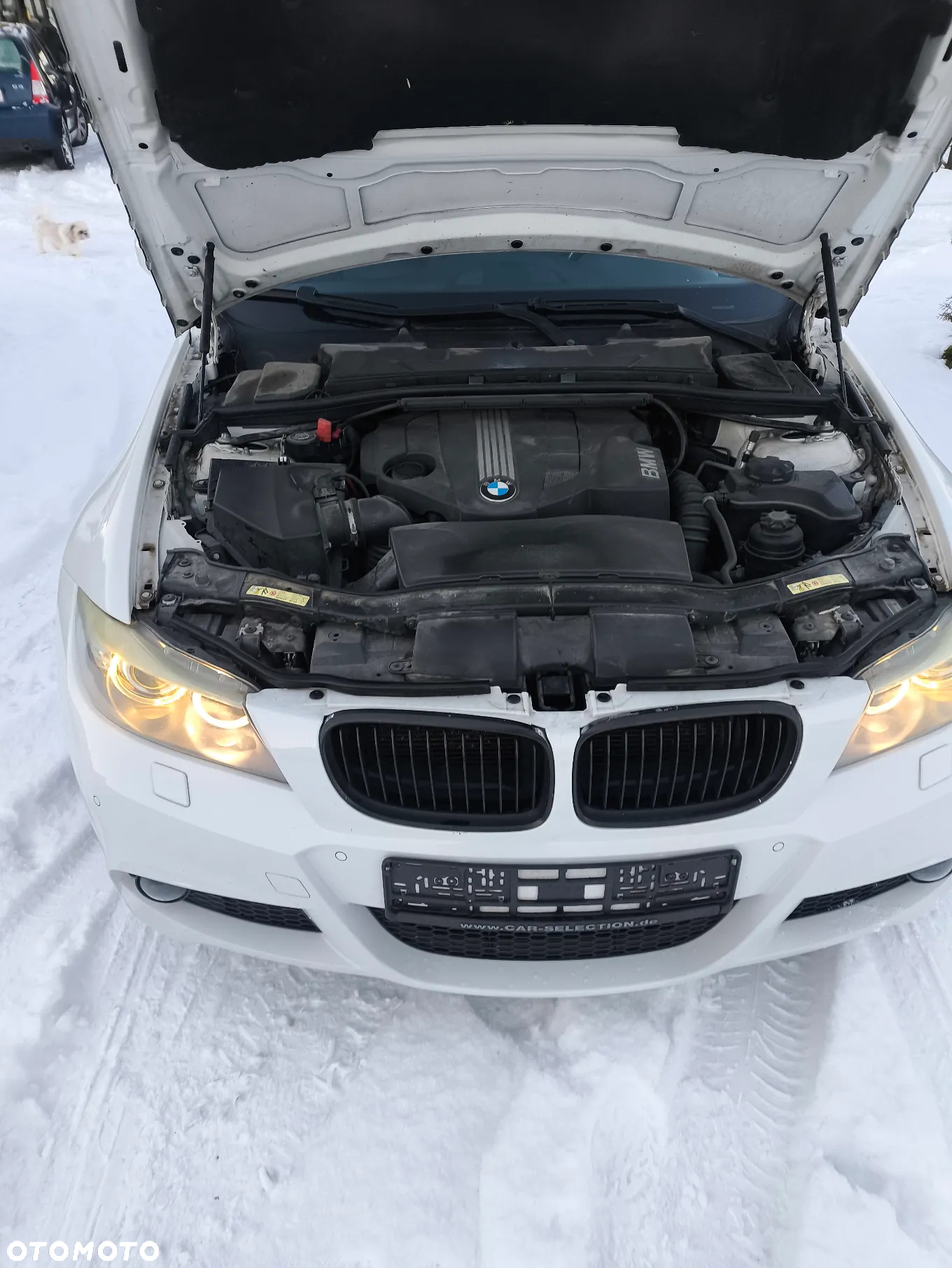 BMW Seria 3 320d xDrive DPF Touring - 23