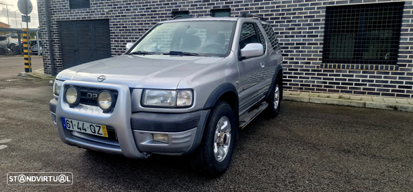 Opel Frontera 2.2 DTi Sport