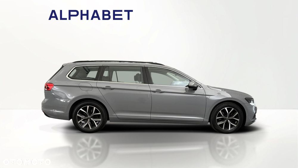 Volkswagen Passat - 6