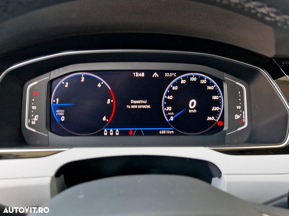 Volkswagen Passat 2.0 TDI Highline - 22
