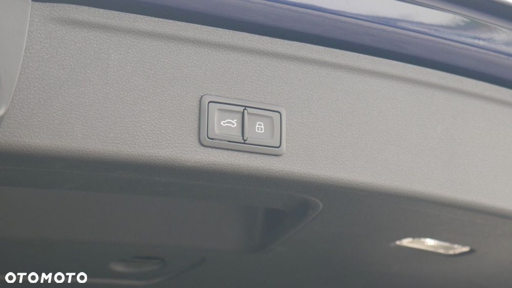 Audi A4 Allroad - 32