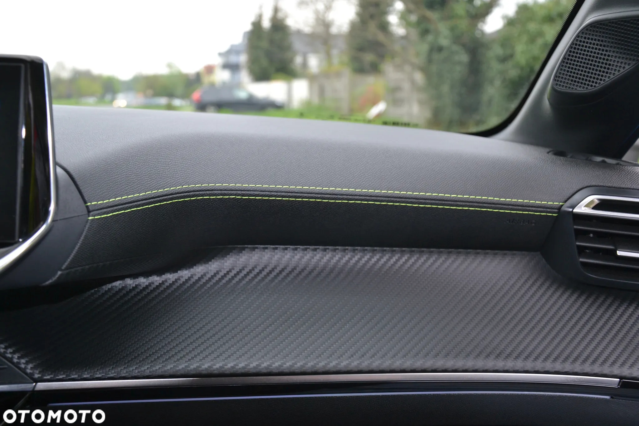 Peugeot 208 PureTech 100 GT Pack - 9