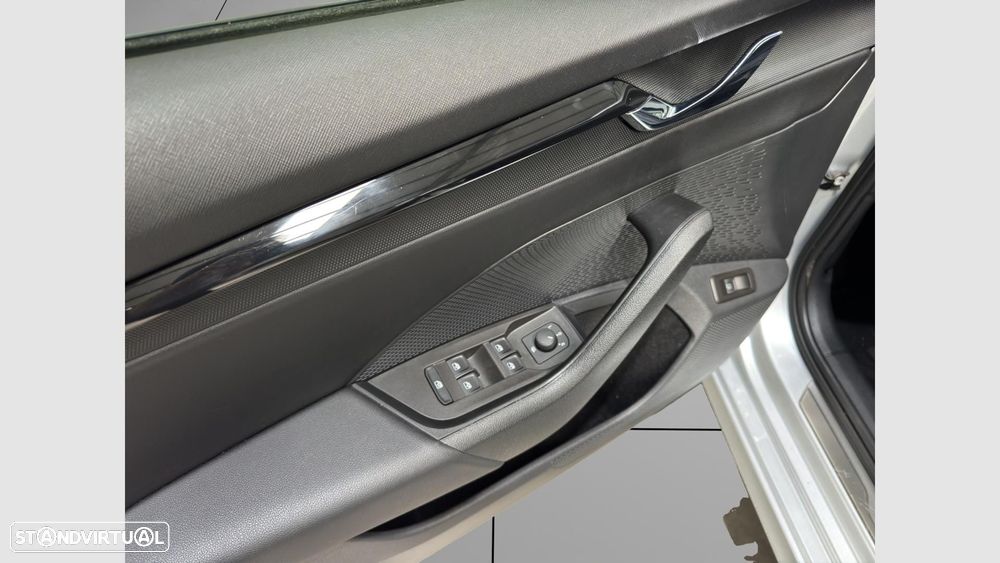 Skoda Octavia 1.4 TSI iV DSG - 10