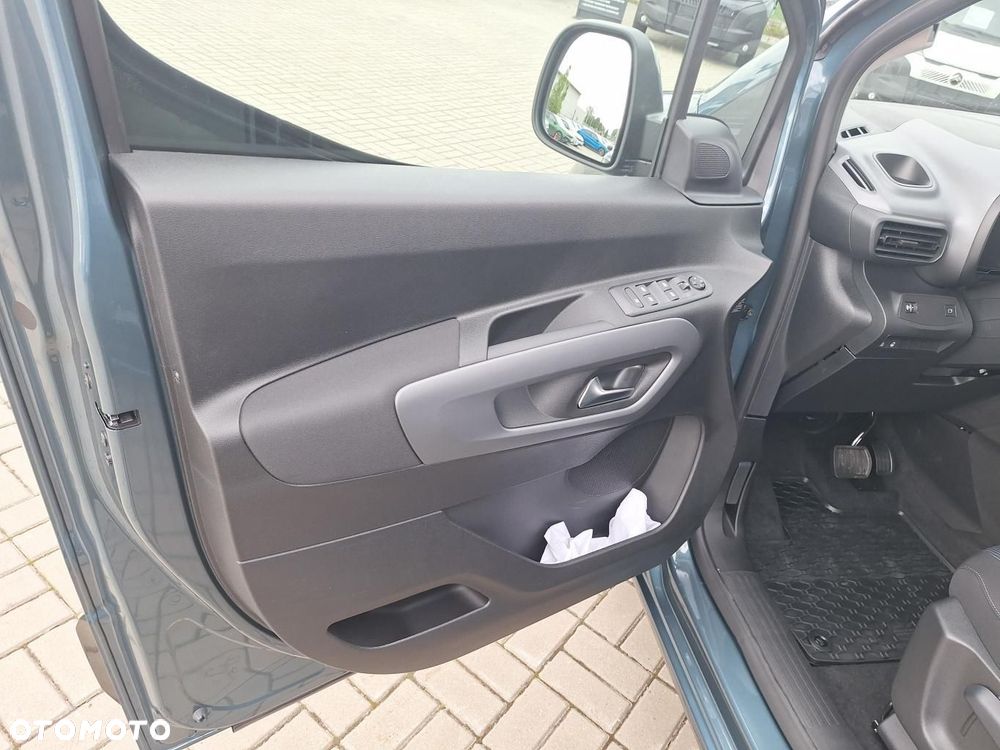 Fiat Qubo - 11
