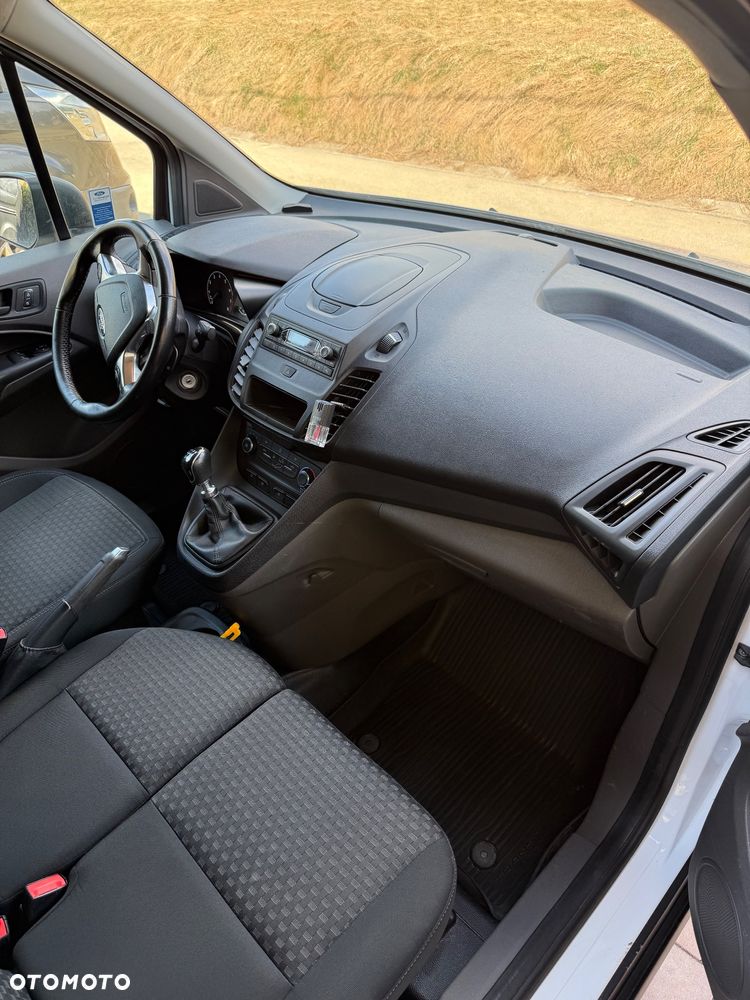 Ford Transit Connect - 8