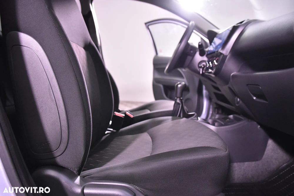 Mitsubishi Space Star - 11