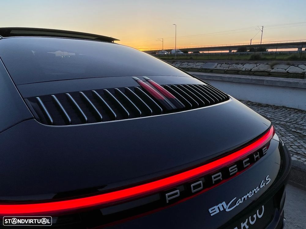 Porsche 911 (992) Carrera 4S PDK - 16