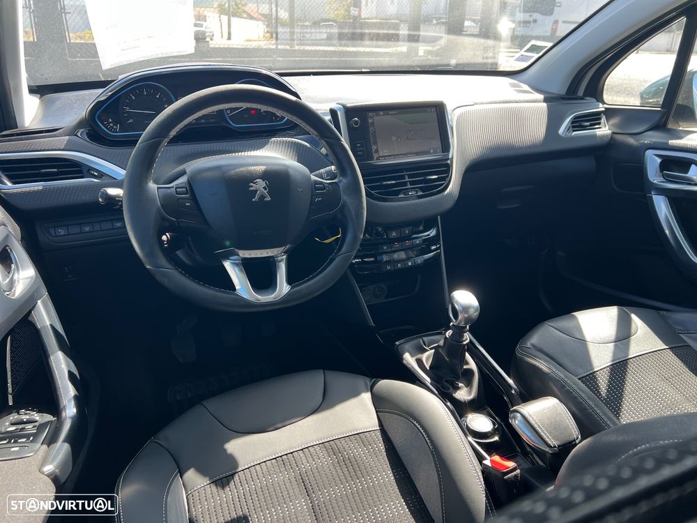 Peugeot 2008 1.6 BlueHDi Allure - 5