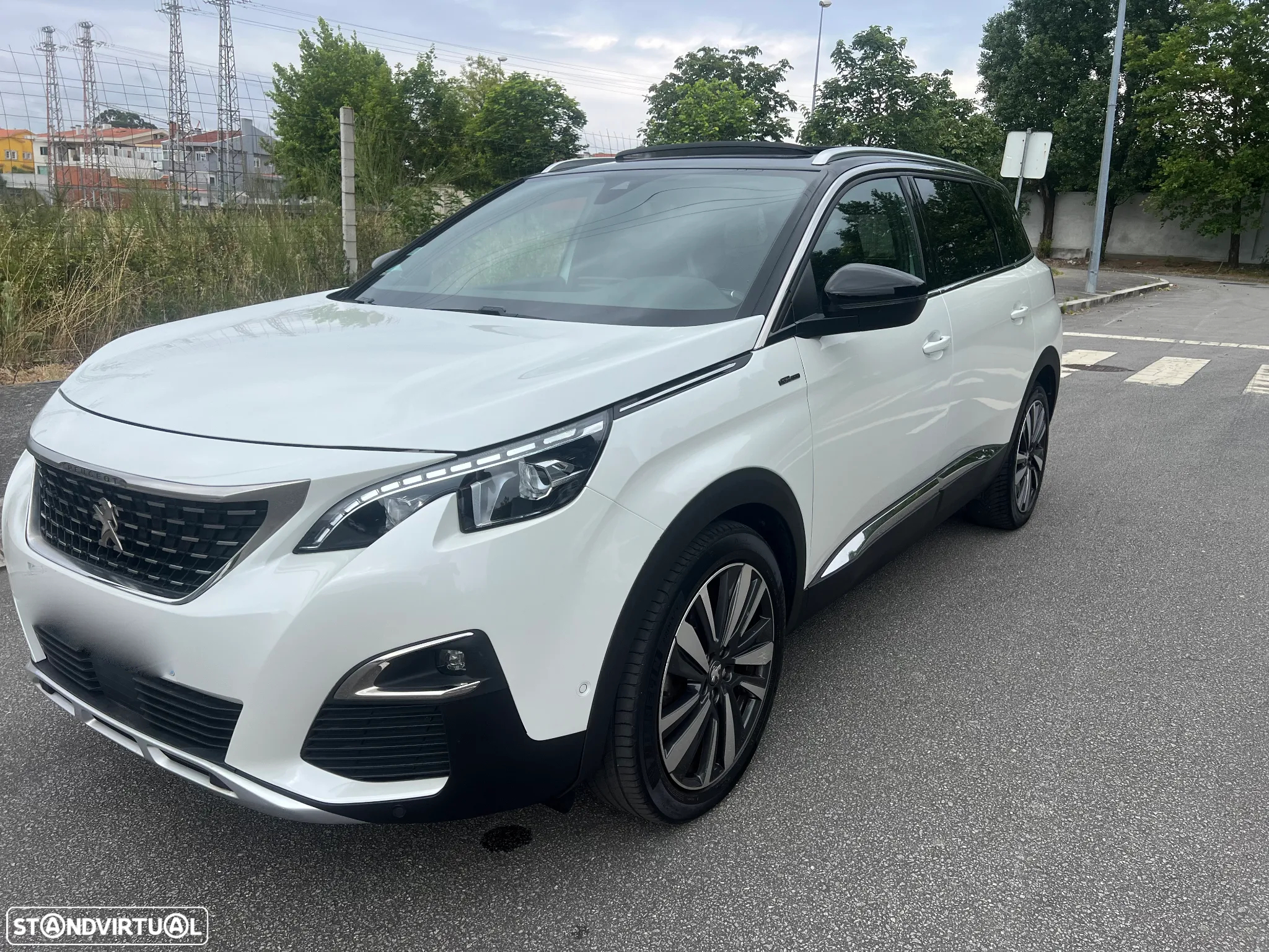 Peugeot 5008 1.5 BlueHDi GT Line J19 EAT8 - 15