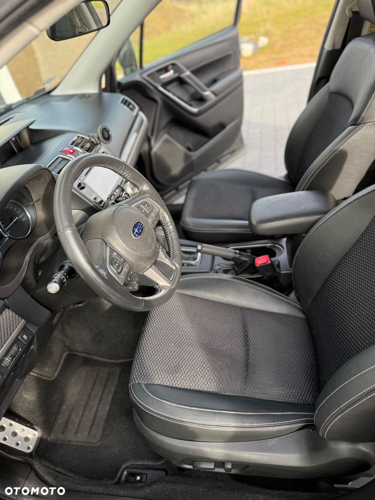 Subaru Forester 2.0 i Exclusive (EyeSight) Lineartronic - 5