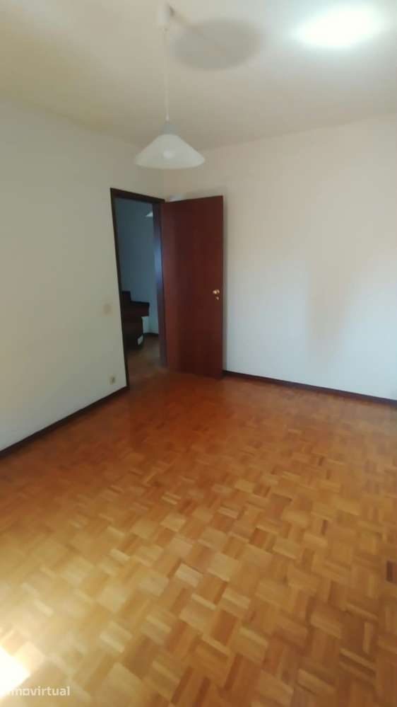 T3 Duplex de 94 m² com garagem individual 18 m² - Grande imagem: 5/7