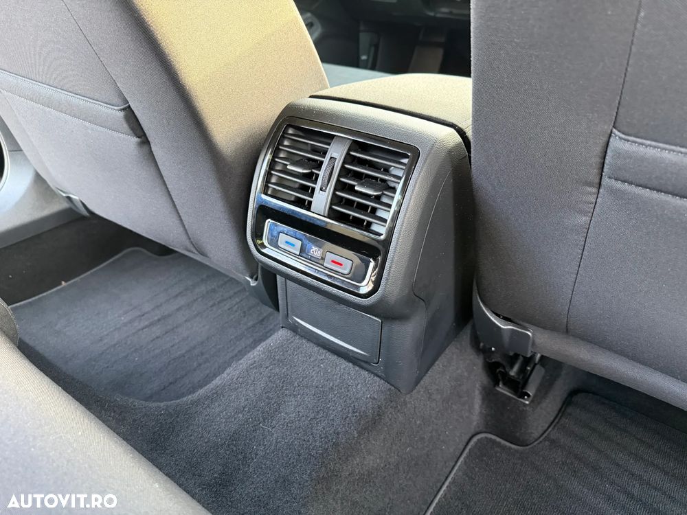Volkswagen Passat 2.0 TDI DSG Comfortline - 13