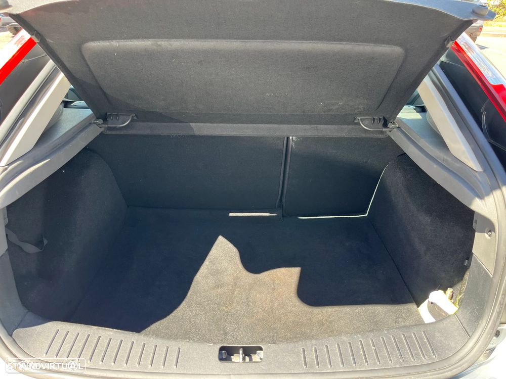 Ford Focus 1.6 TDCi 1st Edition - 13