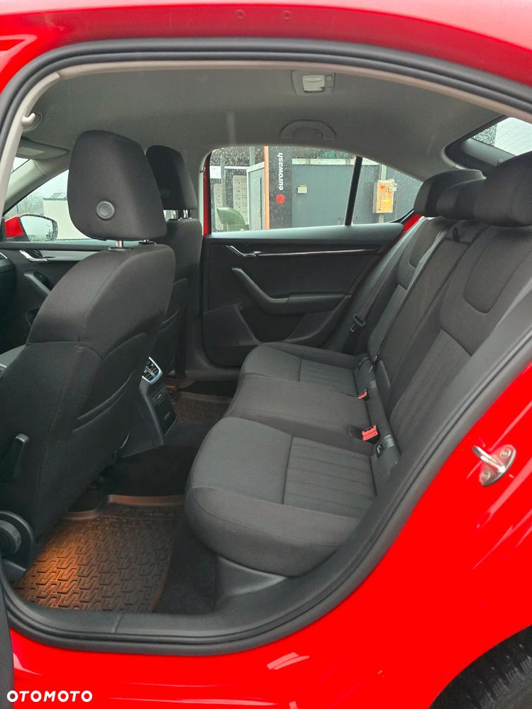 Skoda Octavia 2.0 TDI Style - 14