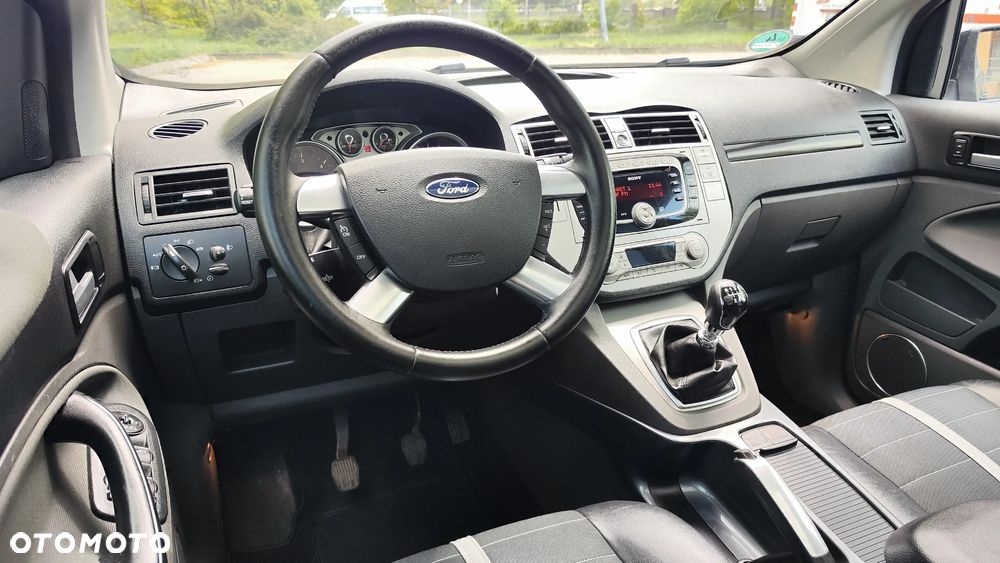 Ford Kuga 2.0 TDCi 4WD Titanium - 23