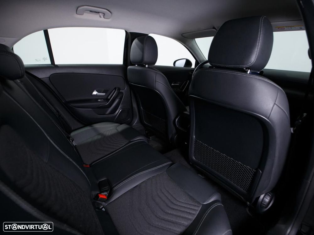 Mercedes-Benz A 250 e - 11