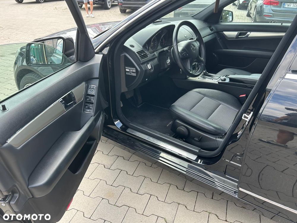 Mercedes-Benz Klasa C 220 CDI DPF (BlueEFFICIENCY) 7G-TRONIC - 15