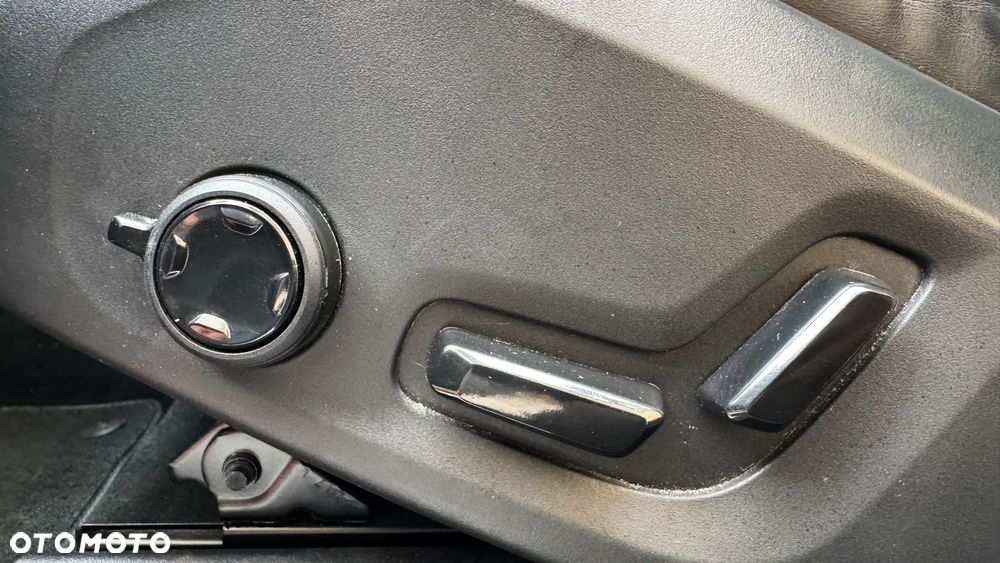 Volvo XC 60 B4 D AWD Geartronic RDesign - 24