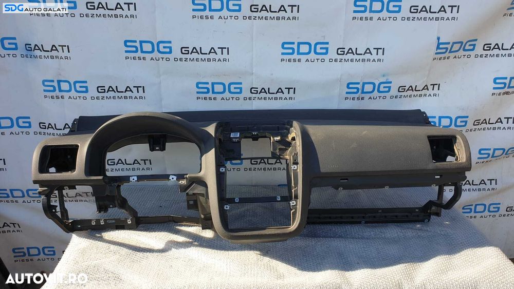 Plansa Bord Goala Dezechipata Volkswagen Golf 5 2004 - 2008 Cod 1K1858295 - 1