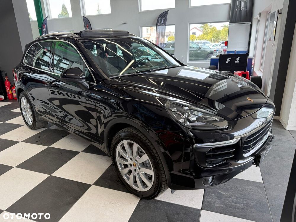 Porsche Cayenne - 3