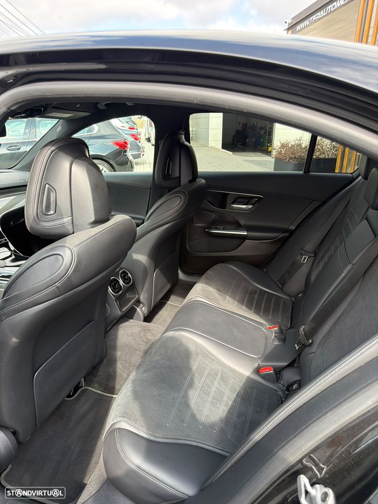 Mercedes-Benz C 300 d AMG Line - 27