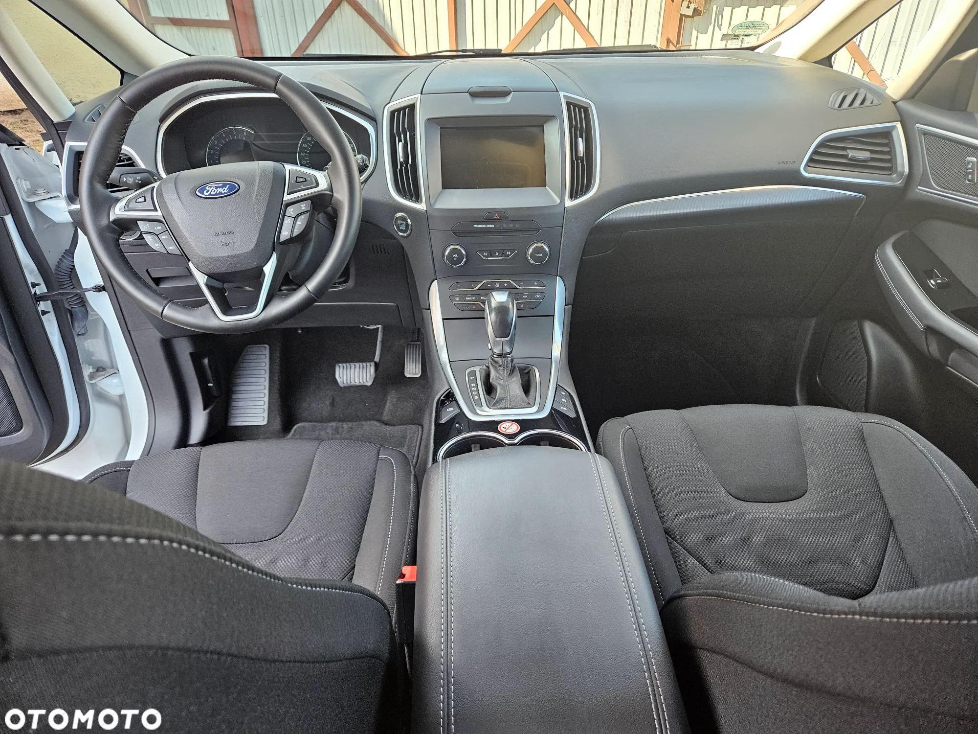 Ford S-Max 2.0 TDCi Titanium - 19