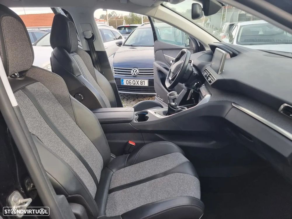 Peugeot 5008 - 7