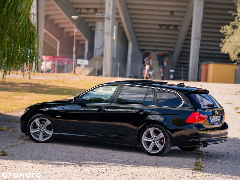 BMW Seria 3 325i Edition Exclusive - 6