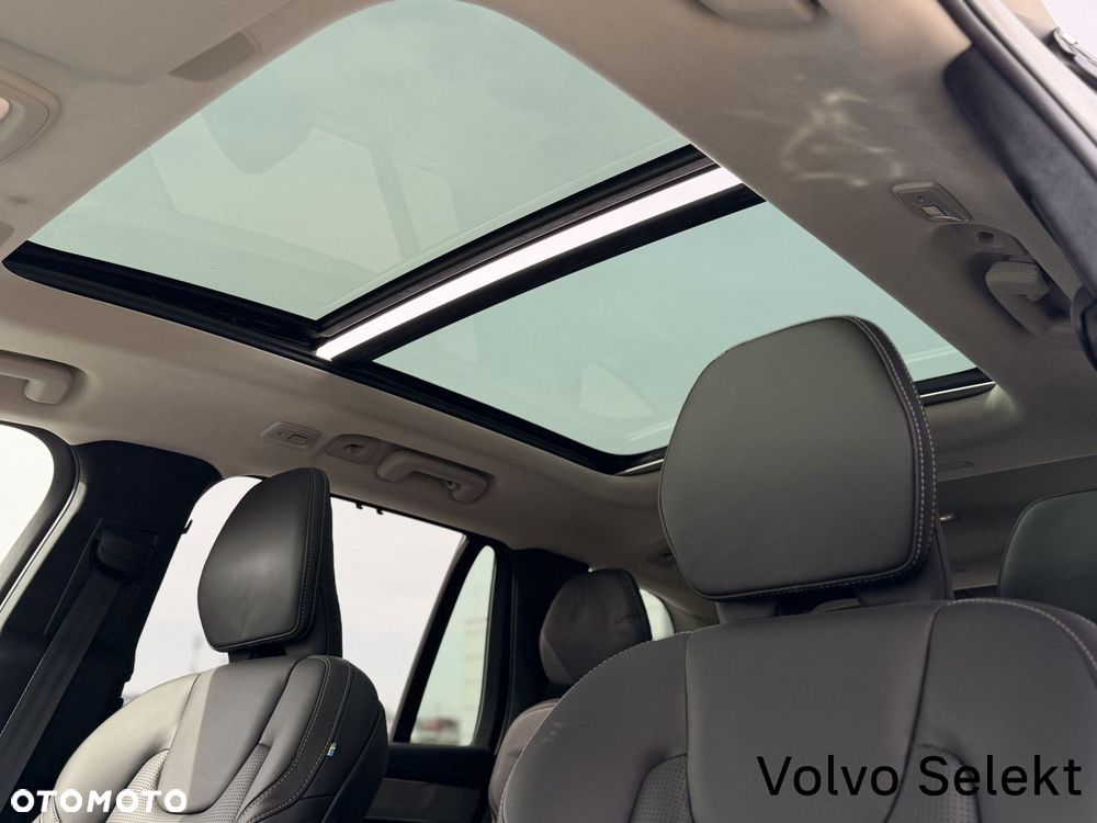 Volvo XC 90 - 27