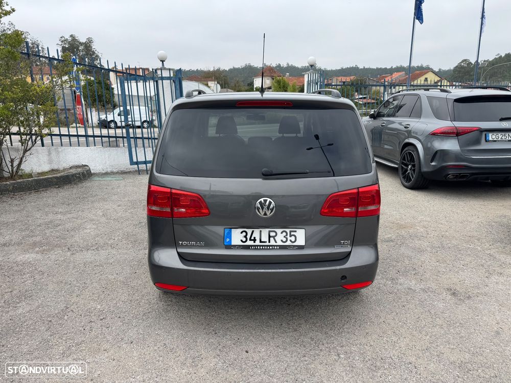 VW Touran 1.6 TDI Blue.Confortline 7L - 47