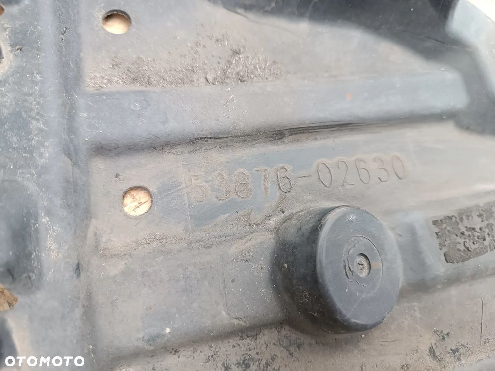 NADKOLE LEWE PRZÓD PRZEDNIE TOYOTA COROLLA E21 - 4