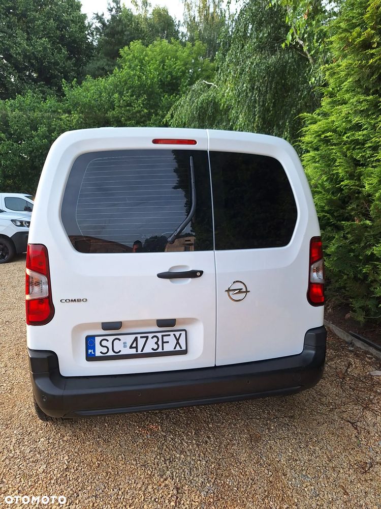 Opel COMBO - 16