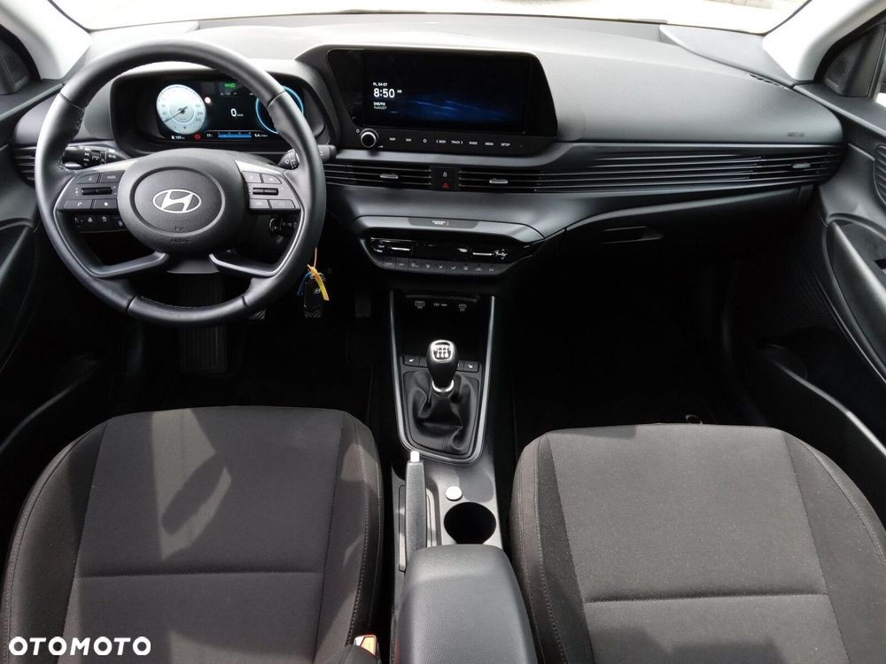 Hyundai i20 1.2 Modern - 11