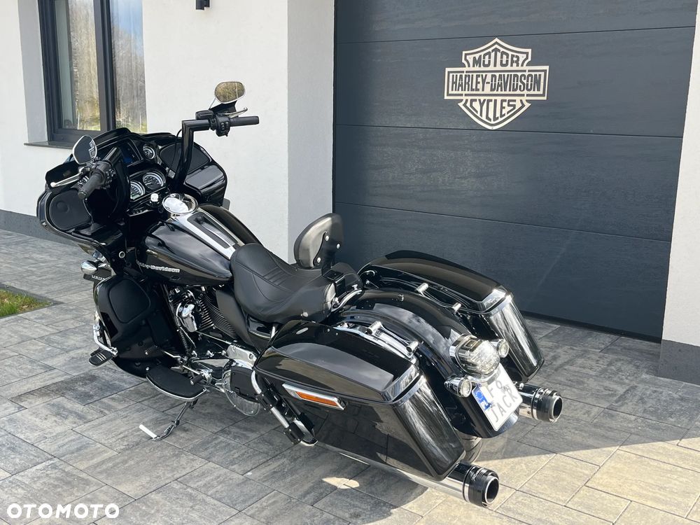 Harley-Davidson Touring Road Glide - 3
