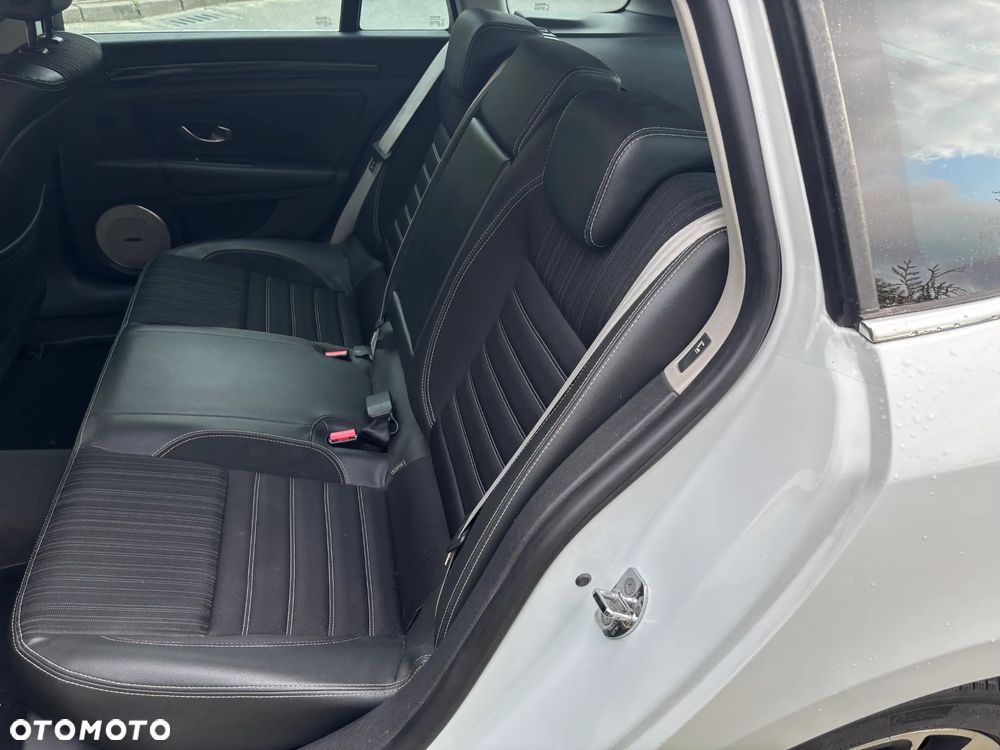 Renault Laguna 2.0 dCi Bose Edition - 22