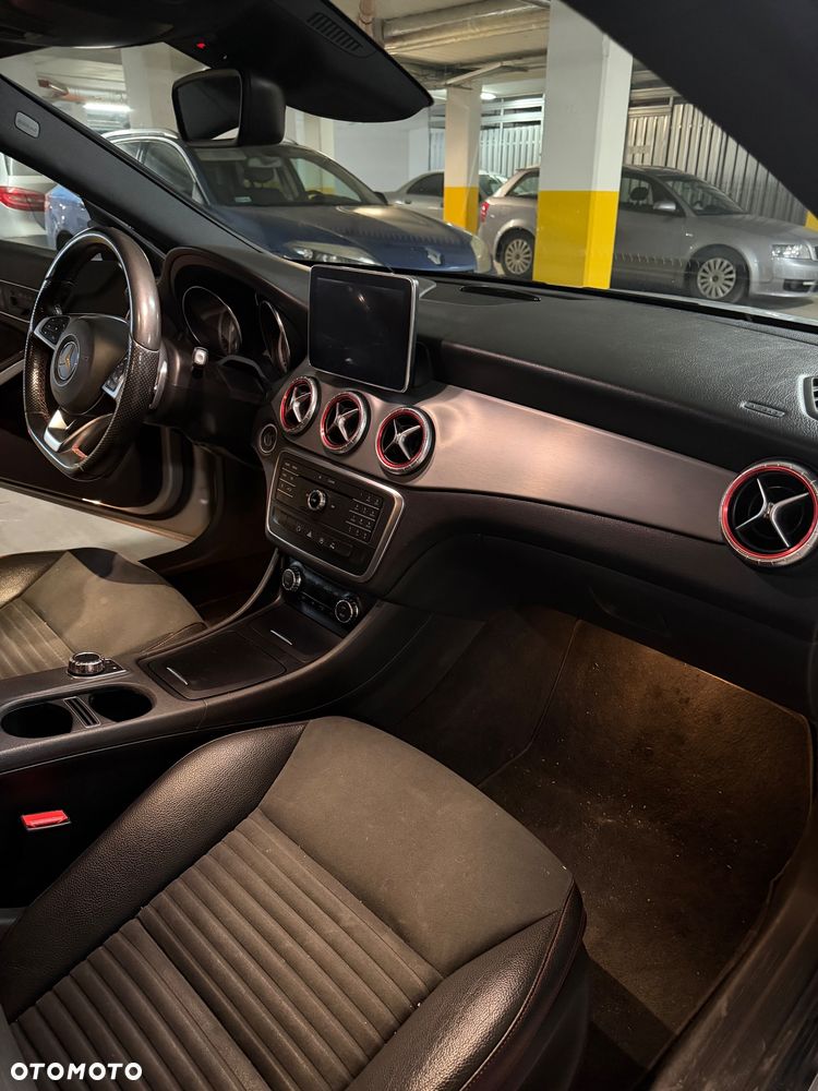 Mercedes-Benz CLA 220 (CDI) d 7G-DCT AMG Line - 10