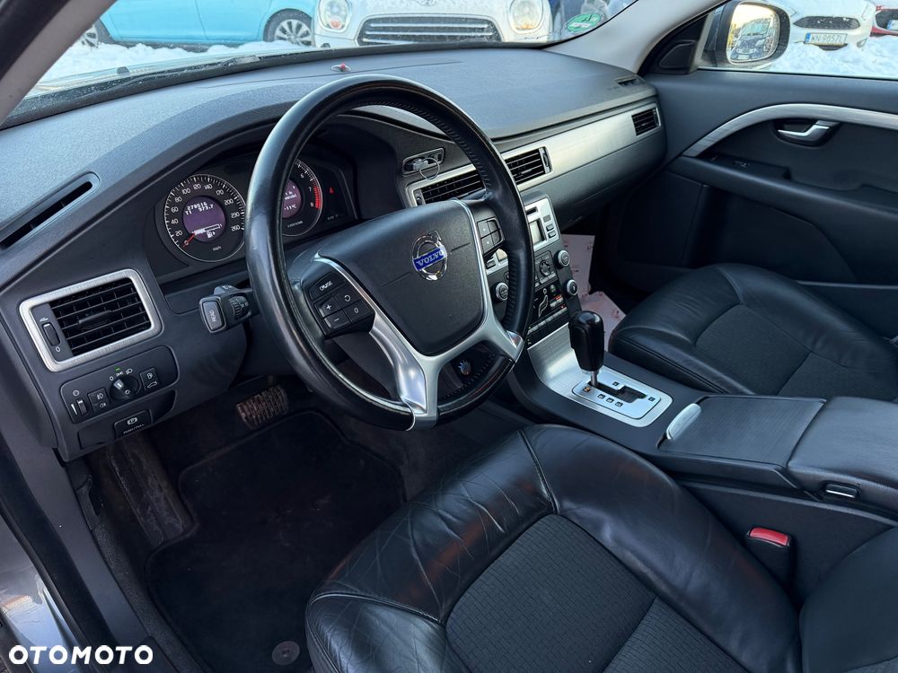 Volvo V70 - 11